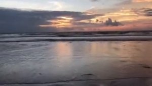 Пляж называется - Легиан Бали Индонезия.22:12:2017