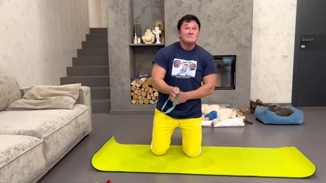 Спина будет прямой - 7 минут утром и вечером . смотреть онлайн