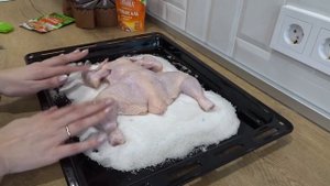 Готовим курочку на соли. Обзор Электрического духового шкафа MAUNFELD EOEF.766B2 черный