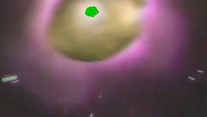 oiiaoiiai мой 1 фотошоп, помогите с зелёными бликами в коментах