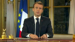 Эммануэль Макрон выступил с телеобращением к гражданам Франции