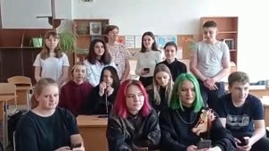 9 Б класс, песня "Играть, чтобы жить" (Павел Пламенев)