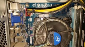 Gigabyte GA-H77M-D3H Mainboard