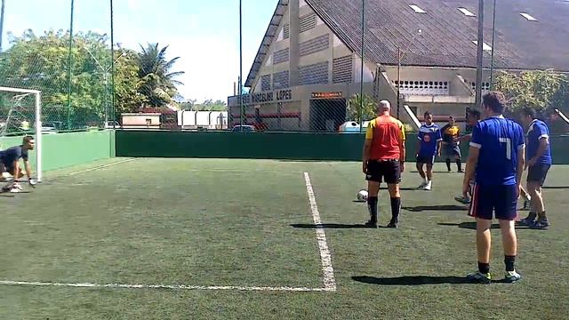 Campeonato Guerreiros da Ilha 2012 - SPF TEAM Penalti de Klayson смотреть онлайн