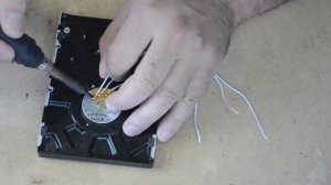 Мини шлифовальный станок из жёсткого диска