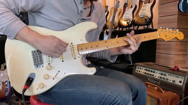 Fender Stratocaster ST57 White 1998 Japan смотреть онлайн