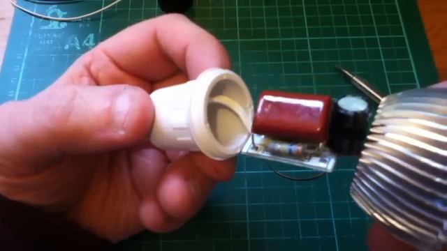 Dangerous GU10 LED Spot Light is Cheap and Bright but could Kill You - Seriously смотреть онлайн