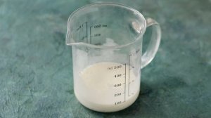 Пирог с рисом, тыквой и изюмом