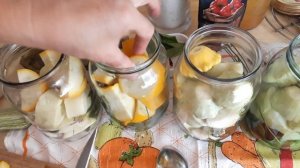 Патиссоны маринованные с кетчупом чили на зиму.