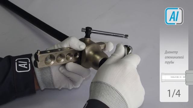 Разметка круглой трубы вдоль. Приспособление для стыковки канализационных труб 110. Приспособление для ровной разметки на трубе. Сужение вентиляционного канала. Трубы отопления внутри.