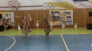 Эвенкийский танец "Мастерицы" Лидия, Нарыйа Мироновы Чурапчинский улус село Чакыр "Кэрэ эйгэ ситимэ