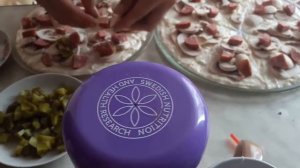 Тесто на кефире для пиццы и три начинки.