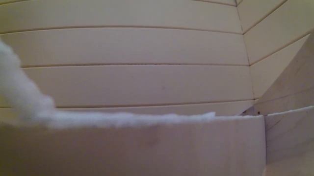 Реконструкция садового дома. Часть 4. Монтаж лестницы из фанеры, завершение внутренних работ смотреть онлайн