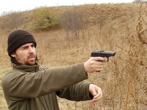 Травматический пистолет Макарова МР-80-13Т. Скоростная съемка для анализа ошибок