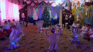 Танец: "Новогодинки"