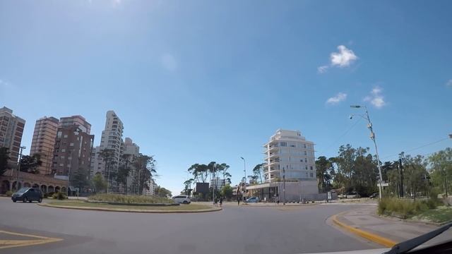 Pinamar: la ciudad soñada, la playa dorada, la casa habitada. ? смотреть онлайн