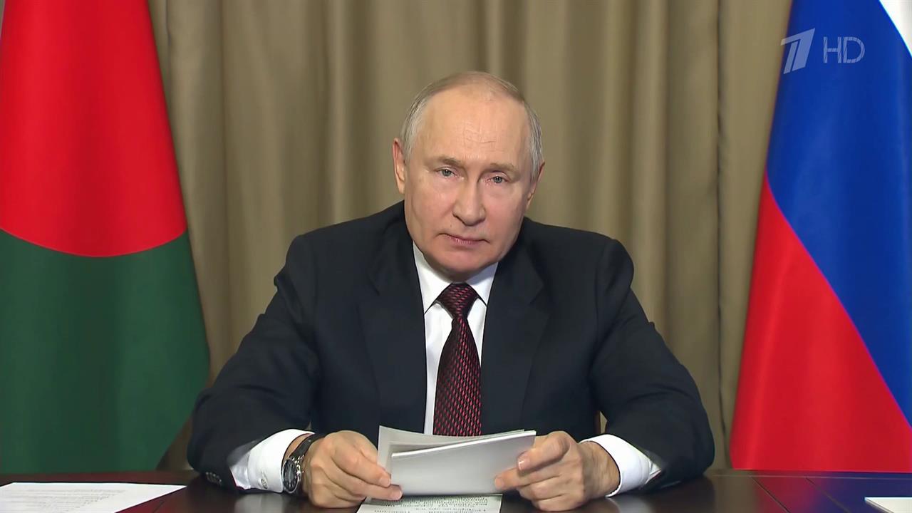 Президент РФ в формате видеоконференции принял участие в церемонии по случаю завоза ядерного топлива