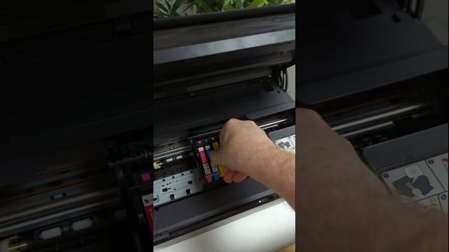 Installing HP 364XL Compatible Ink Cartridges