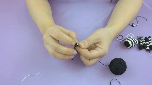 Енот Амигуруми часть 4. Сборка головы. Как связать енота. Вязание крючком. Руки из плеч