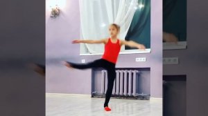 Yana Chirkina / an amazing 9 year old dancer
