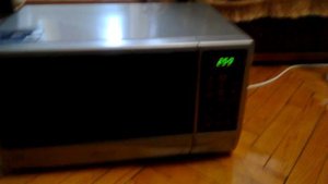 Микроволновка Samsung ME83KRS-2 (первое включение)