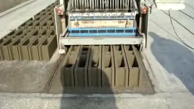 Zenith 913 передвижной однорядный вибропресс смотреть онлайн