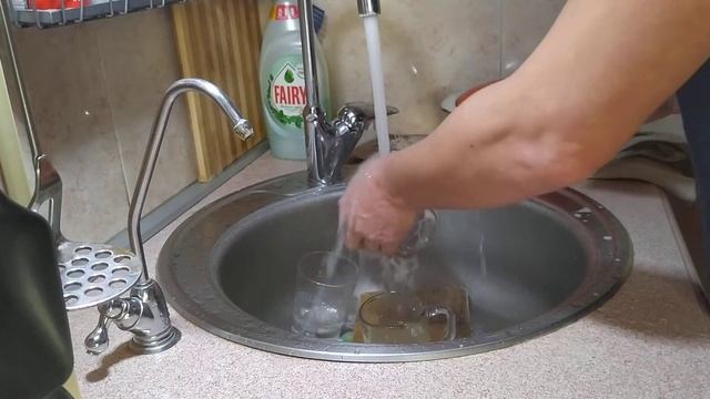 как помыть посуду.