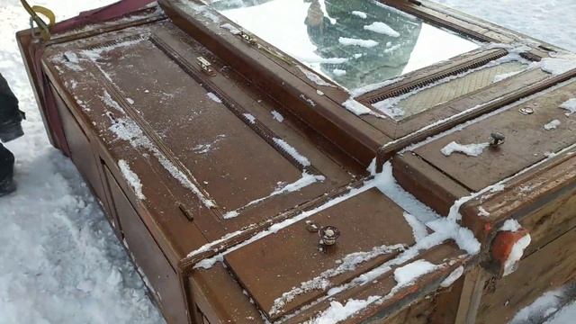 Мужики кое - как притащили шифоньер 1960 года изготовления. смотреть онлайн