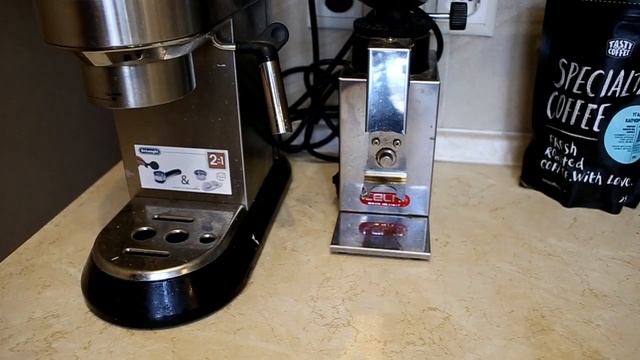 Кофе  Пробуем ароматизированный кофе: Французская Ваниль - 8 баллов.