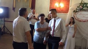 Танец жениха с тещей веселые приколы от ведущего свадьбы. Тамада отжигает