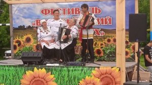 Ой лебеда,ой лебеда.В.Белоглазов и сестры Щетинины.