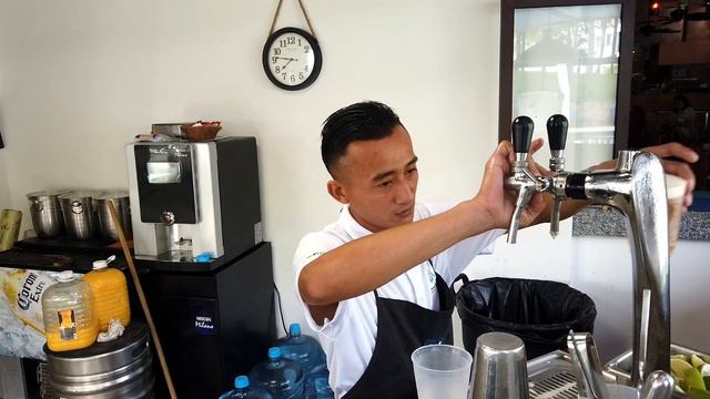 Прилетели в Мексику Канкун - что с НОМЕРОМ, ЕДОЙ и МОРЕМ смотреть онлайн