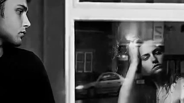 CUE Hello смотреть онлайн