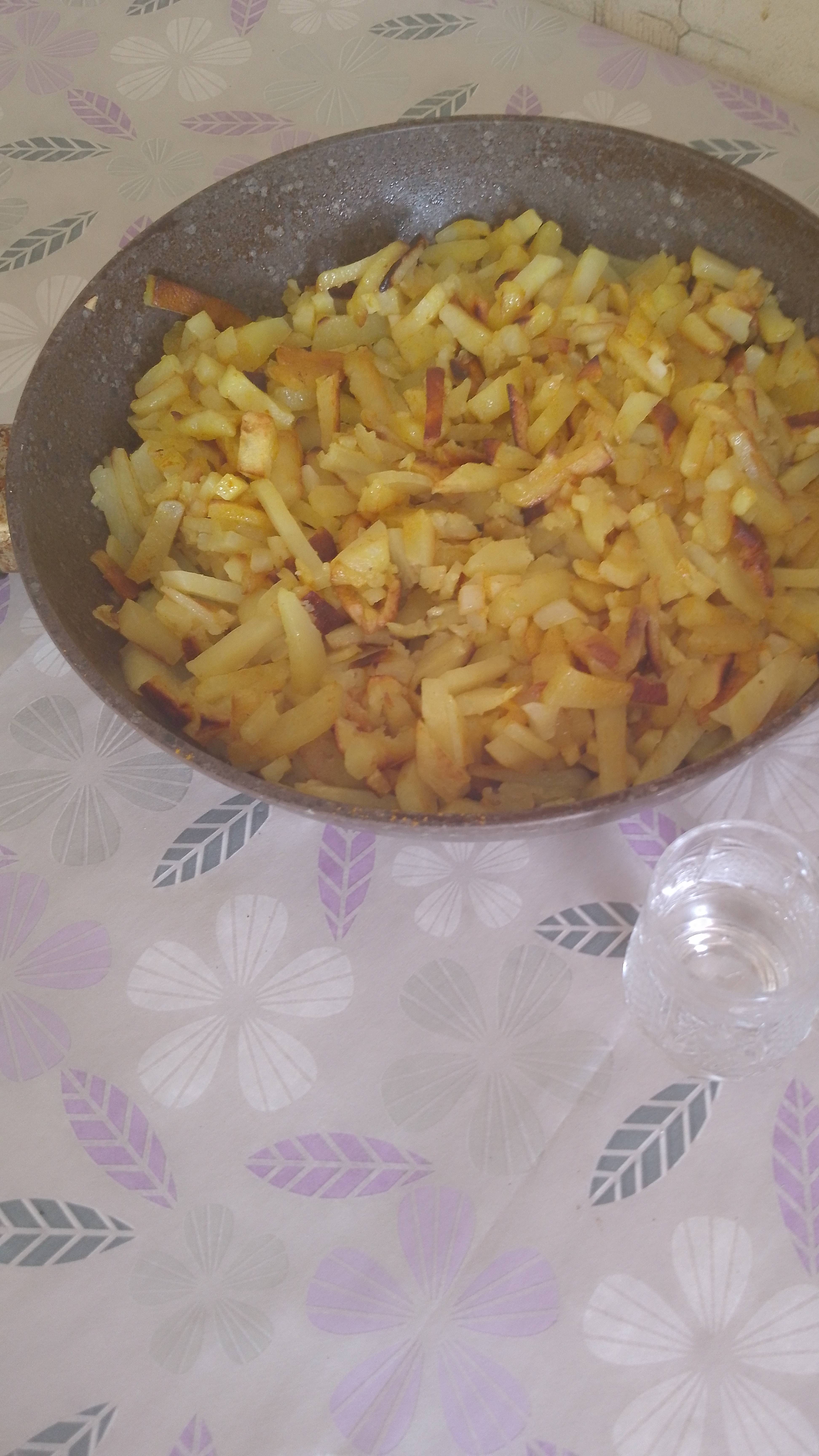 ЖИГАНСКАЯ ЖАРЕНАЯ КАРТОШКА