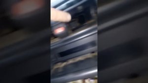 Реле переключателя скорости вентилятора печки салона на Опеле (Как снять).
