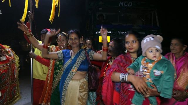 Tere Dware Pe Aai Baraat Best Utrakhandi Barat Entry Songs смотреть онлайн