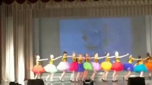 "Танец с ложками"