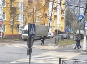 В Люберцах мужчина с мачете напал на женщину с ребенком