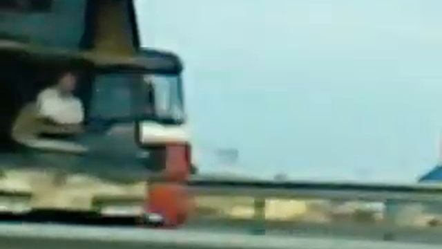 без лобового стекла по каспийской трассе xDDDD смотреть онлайн