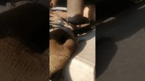 Замена амортизаторов и подушек кабины вольво Внл.