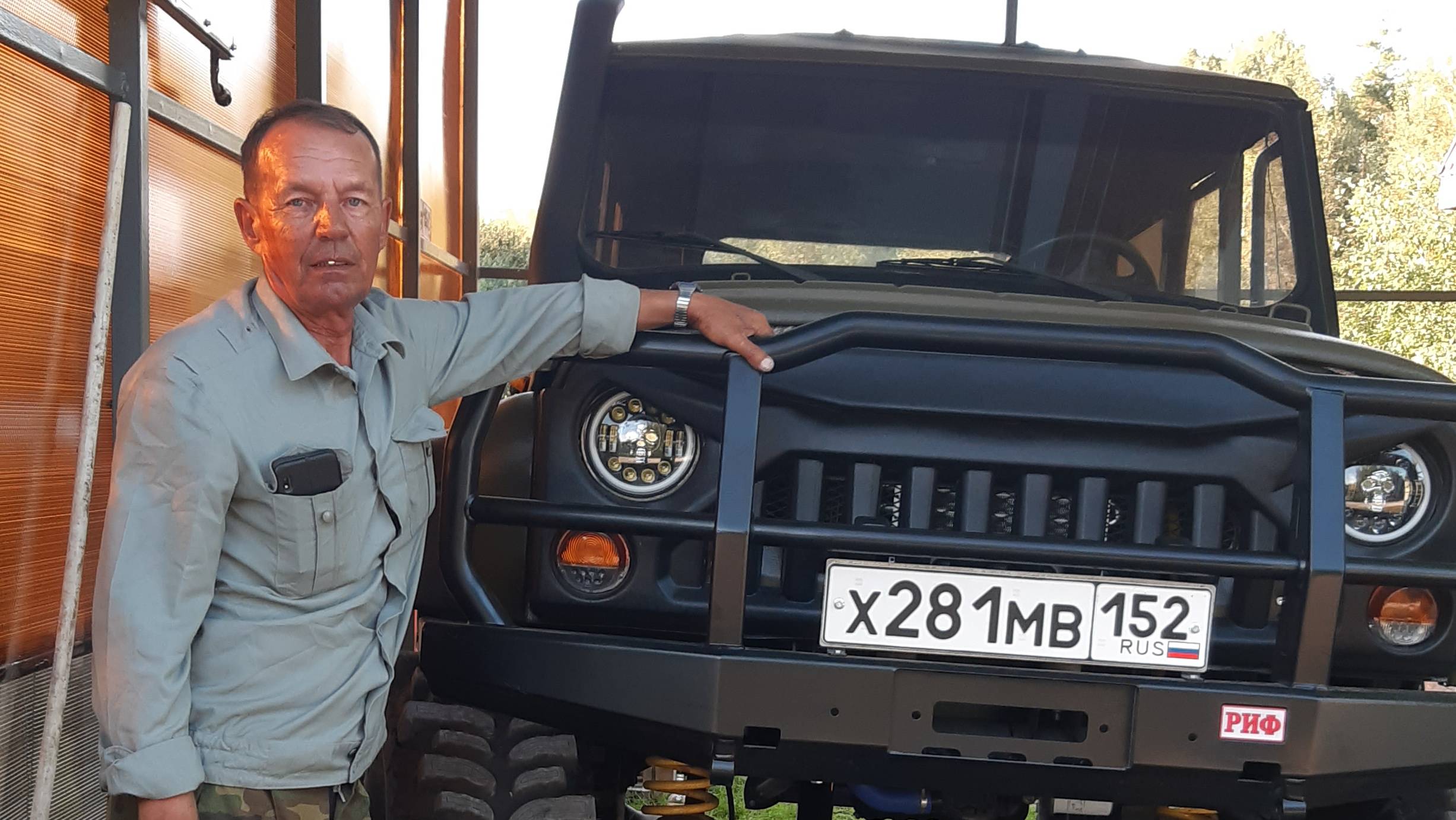 УАЗИК ВОЗВРАЩАЕТСЯ ДОМОЙ смотреть онлайн