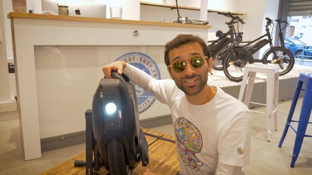 Je teste la MONOROUE KINGSONG KS-16X (ENG SUBS) смотреть онлайн