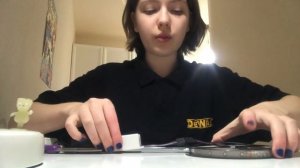 Распаковываю светодиодную ленту и клею на потолок, урааааа