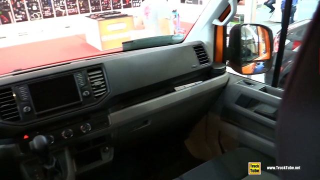 2020 Volkswagen Transporter Service Vehicle - Exterior Interior Walkaround смотреть онлайн