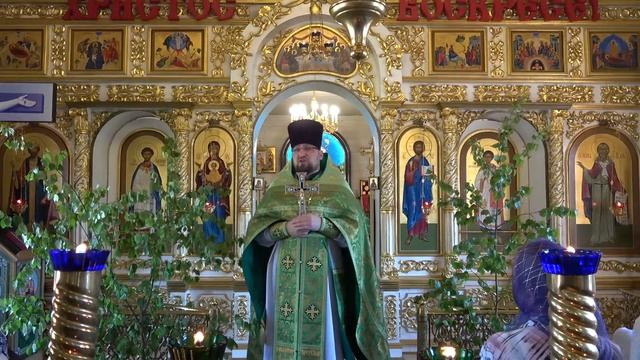 Праздник День Святой Троицы в Храме Пророка Божия Илии смотреть онлайн