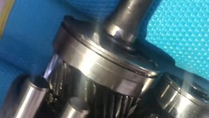 R154 на съем подшипника первичного вала !)