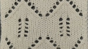 Ажурный узор 17 // Вязание на машине// Набор петель косичкой