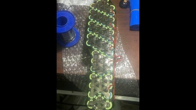 Сборка батареи 13s4p в корпусе Hailong для электровелосипеда часть2 смотреть онлайн