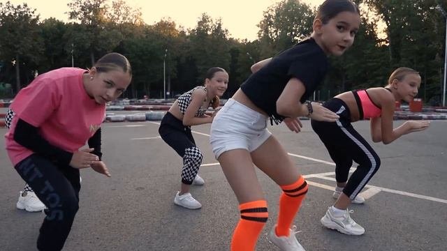 BESTdanceFAMILY KIDS