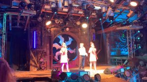 Трио «Зарянка» «Между нами дикарями говоря»